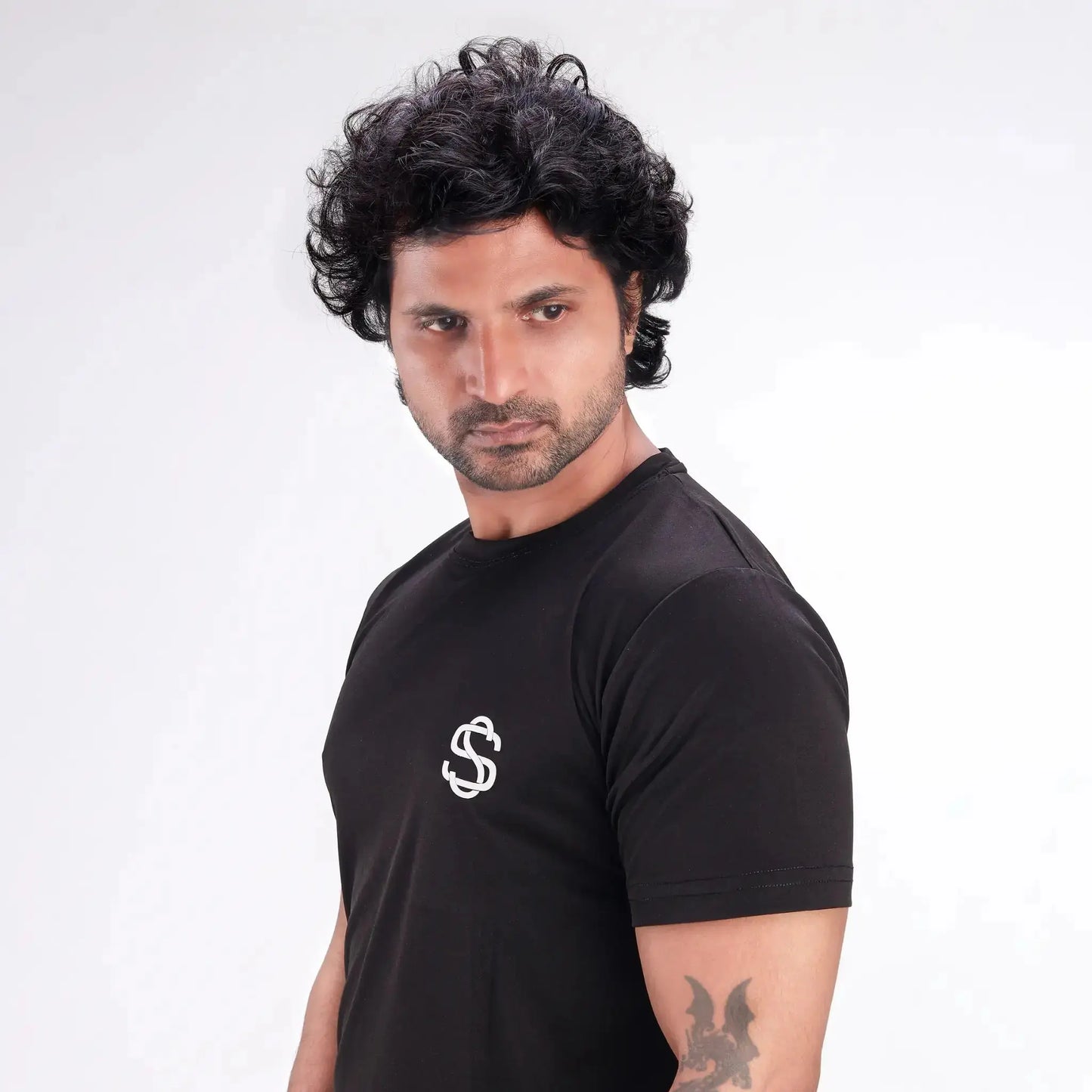 Skysh Men Black Solid Round Neck Polyester T-Shirt half